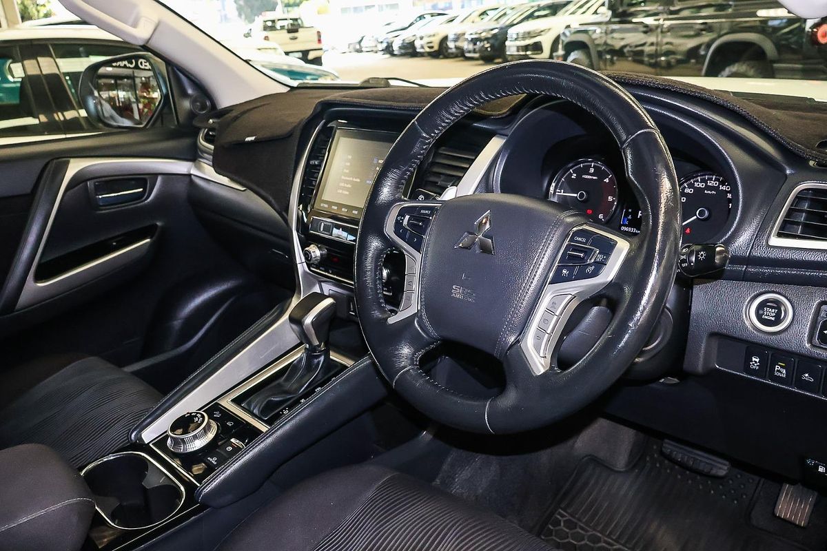 2021 Mitsubishi Pajero Sport GLX QF