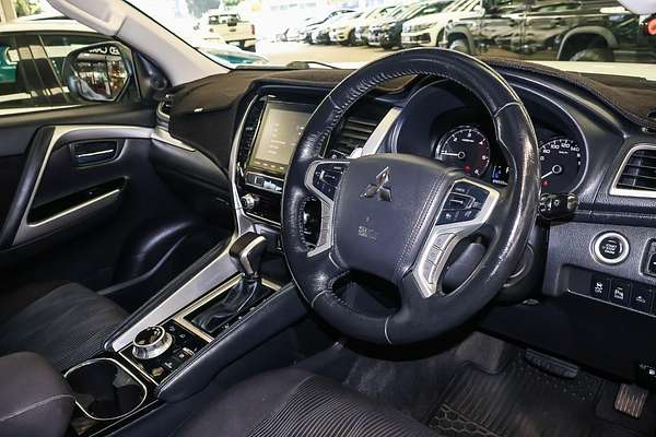 2021 Mitsubishi Pajero Sport GLX QF