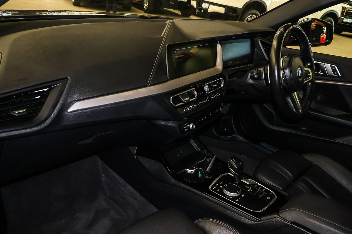 2021 BMW 2 Series 220i M Sport F44