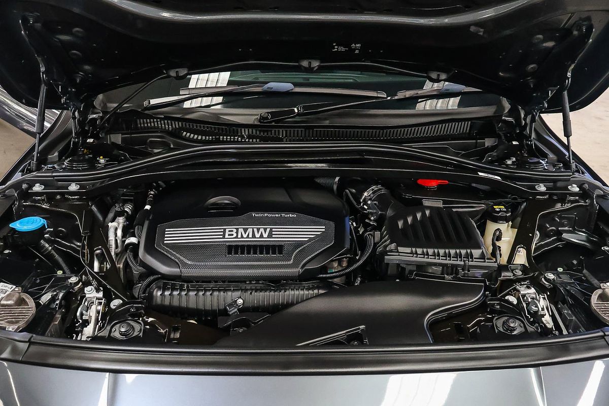 2021 BMW 2 Series 220i M Sport F44