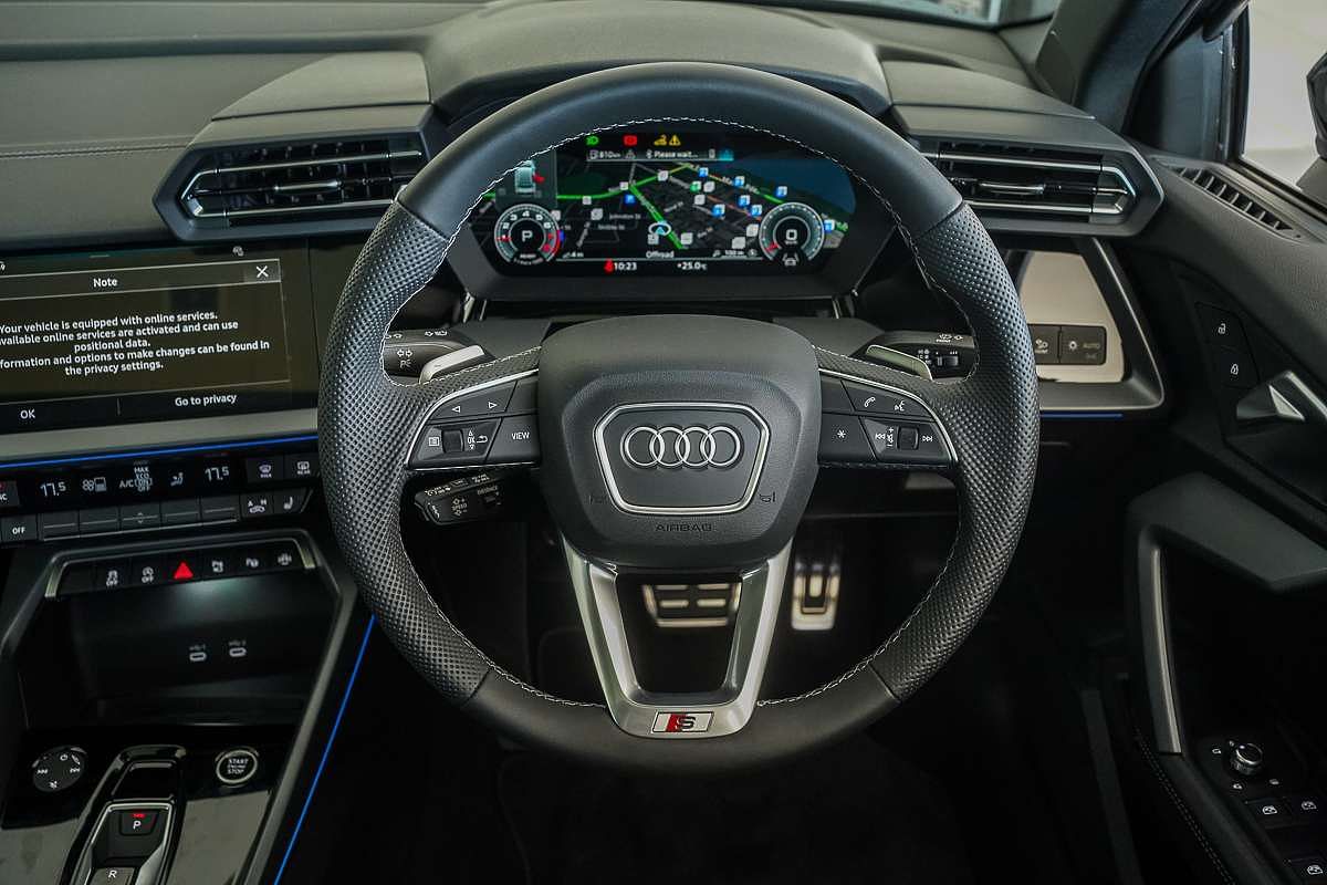 2025 Audi A3 35 TFSI S line GY