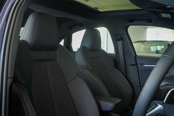 2025 Audi A3 35 TFSI S line GY