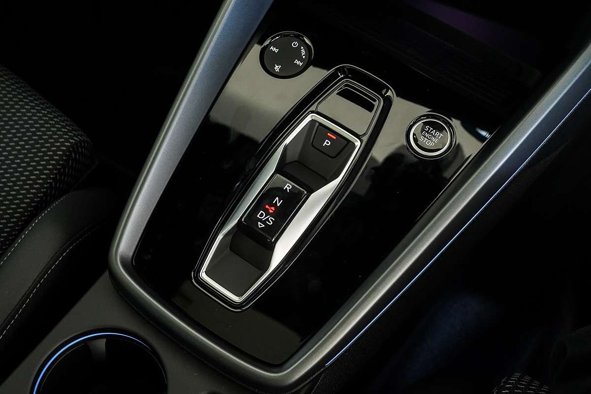 2025 Audi A3 35 TFSI S line GY