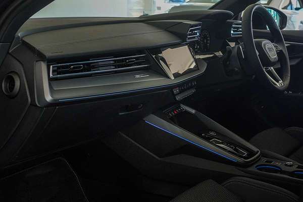 2025 Audi A3 35 TFSI S line GY