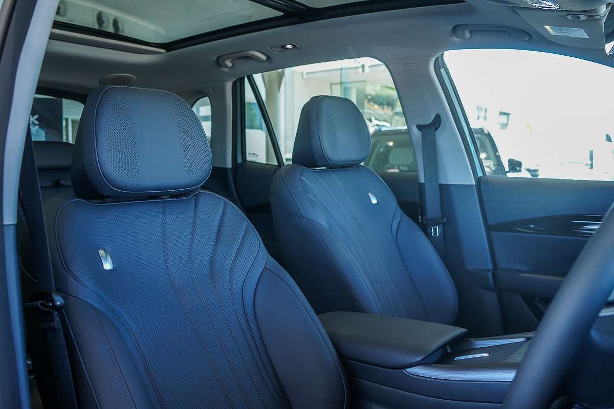 2025 Geely EX5 Inspire E245