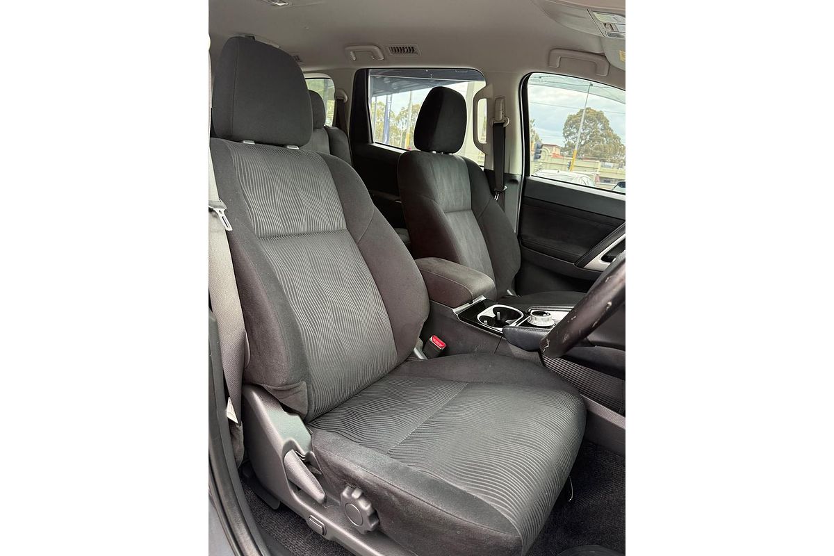 2022 Mitsubishi Pajero Sport GLX QF