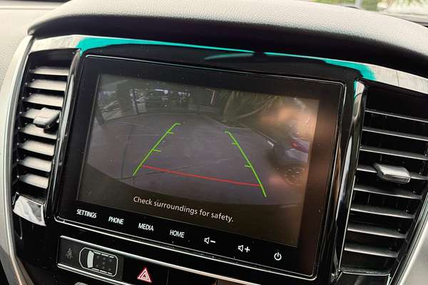 2022 Mitsubishi Pajero Sport GLX QF