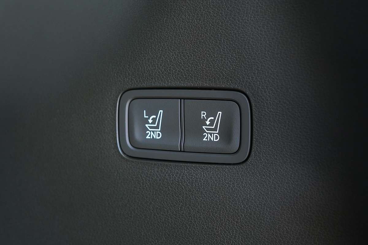 2025 Hyundai Santa Fe Hybrid Calligraphy MX5.V2