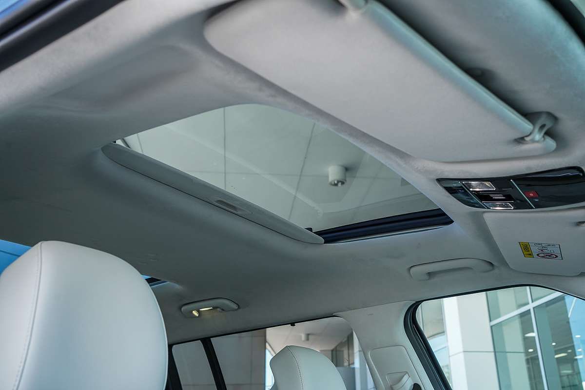 2025 Hyundai Santa Fe Hybrid Calligraphy MX5.V2