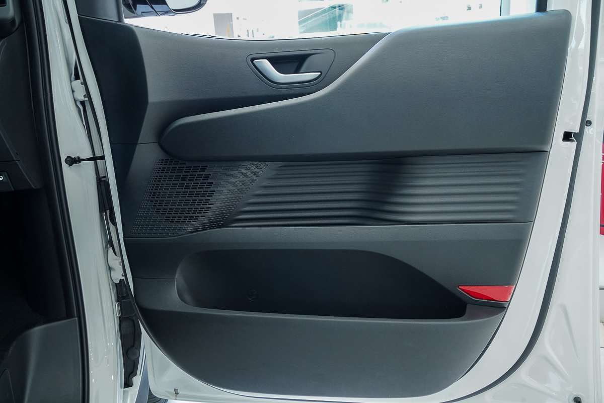 2025 Hyundai STARIA LOAD  US4.V3