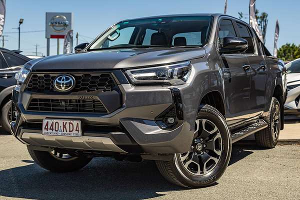 2024 Toyota Hilux SR5 48V GUN126R 4X4