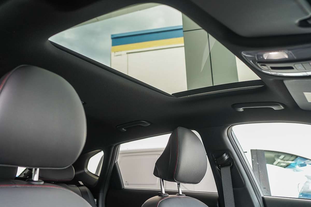 2025 Hyundai Kona Premium N Line SX2.V3