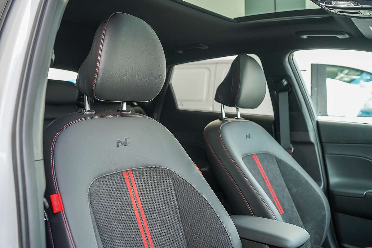 2025 Hyundai Kona Premium N Line SX2.V3