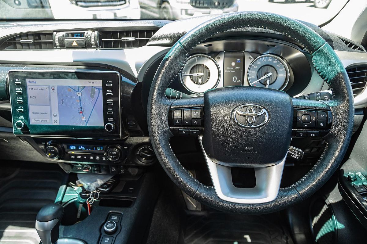 2024 Toyota Hilux SR5 48V GUN126R 4X4