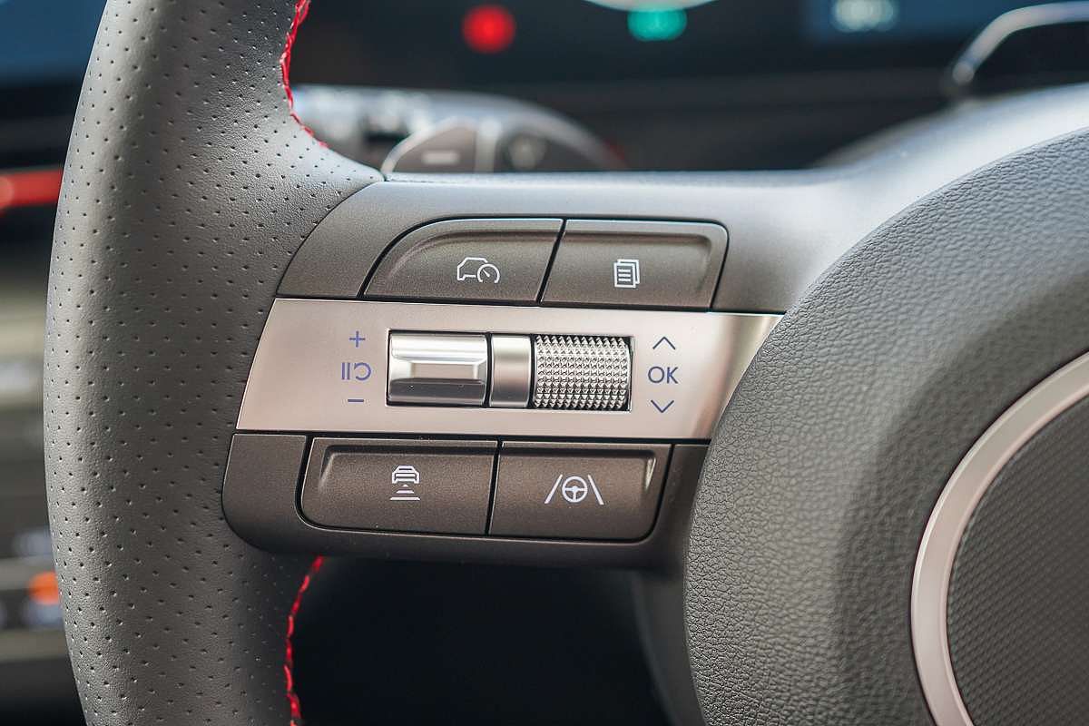 2025 Hyundai Kona Premium N Line SX2.V3