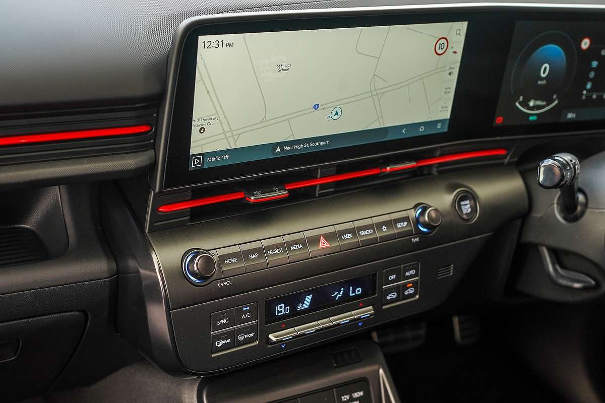 2025 Hyundai Kona Premium N Line SX2.V3