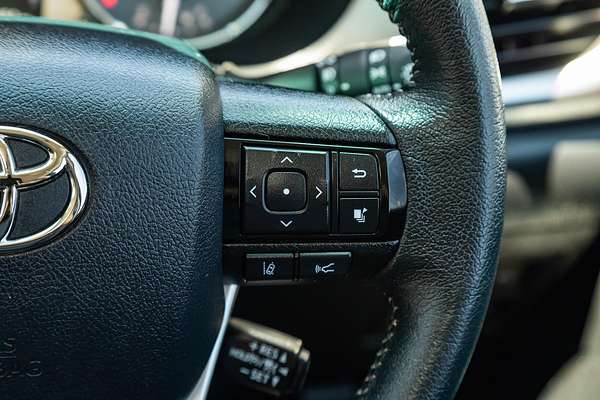 2024 Toyota Hilux SR5 48V GUN126R 4X4