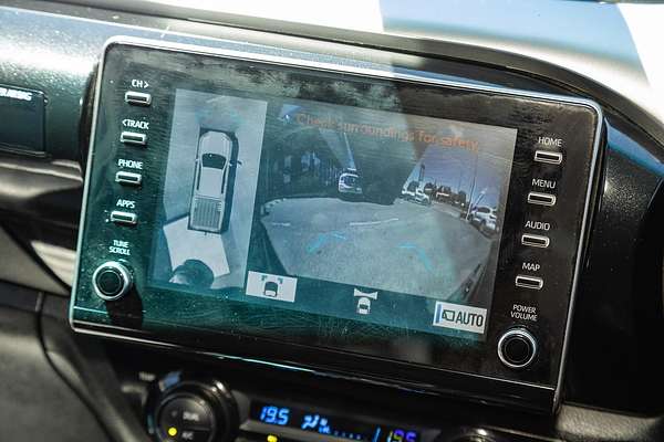 2024 Toyota Hilux SR5 48V GUN126R 4X4