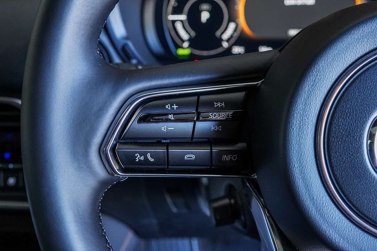 2025 Mazda CX-80 P50e Azami KL