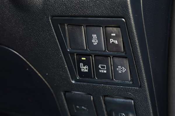 2024 Toyota Hilux SR5 48V GUN126R 4X4