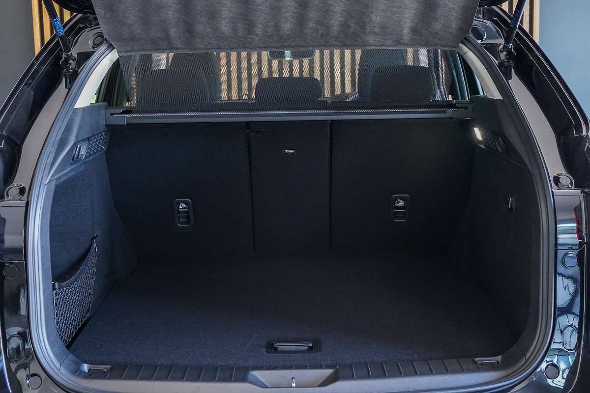 2025 Mazda CX-60 G40e Pure KH Series