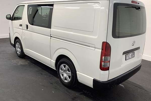 2016 Toyota Hiace TRH201R LWB