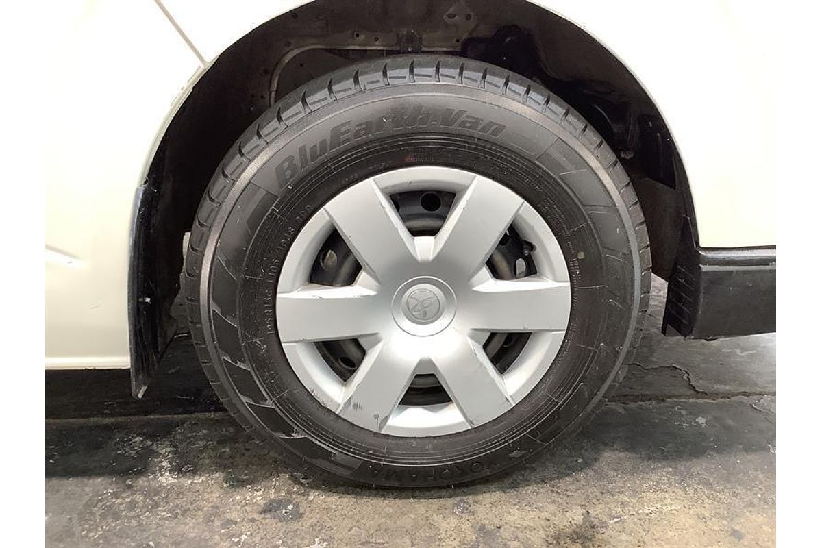 2016 Toyota Hiace TRH201R LWB