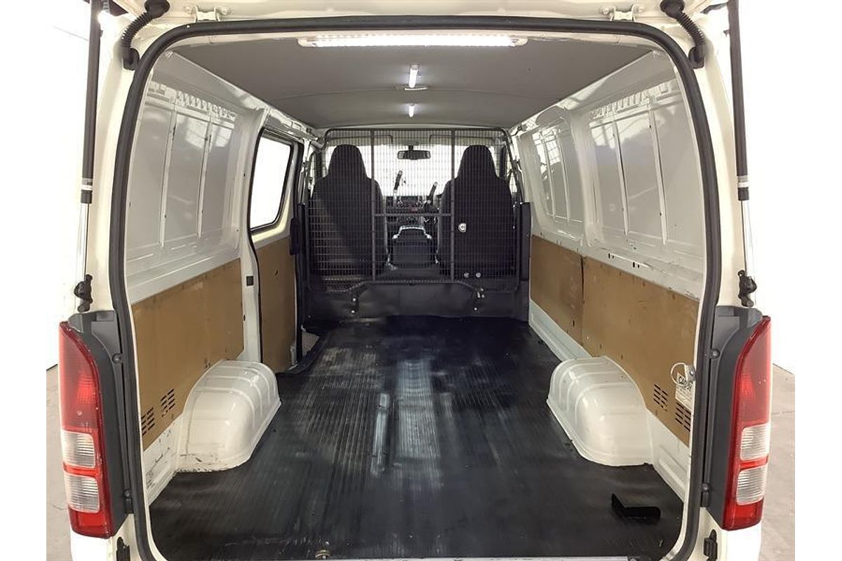 2016 Toyota Hiace TRH201R LWB