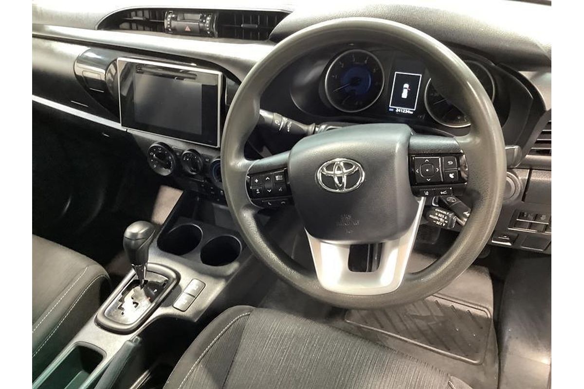 2020 Toyota Hilux SR GUN126R 4X4