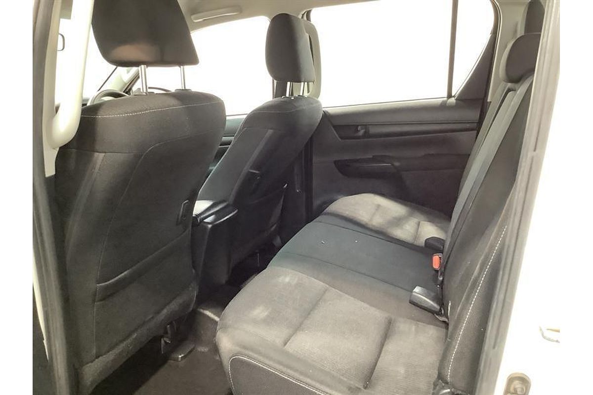 2020 Toyota Hilux SR GUN126R 4X4