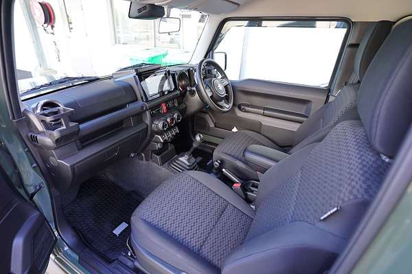 2023 Suzuki Jimny GLX GJ