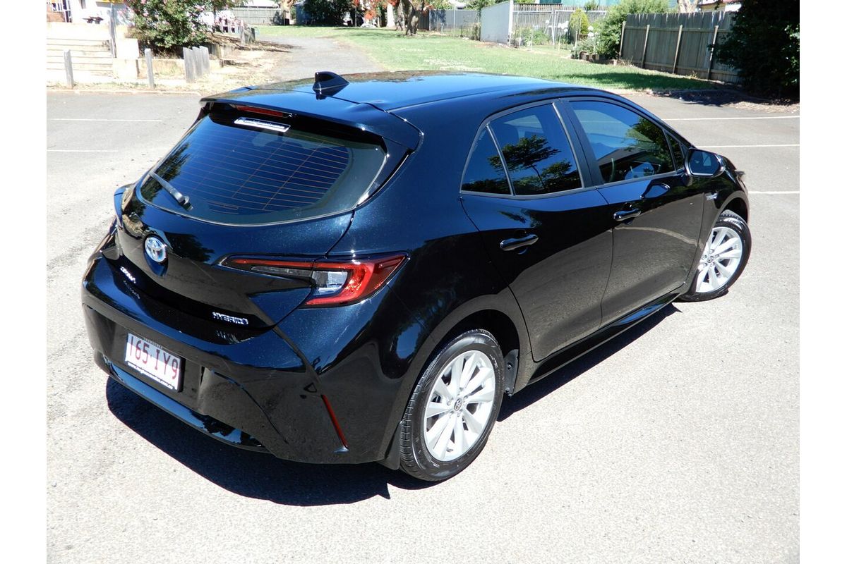 2023 Toyota Corolla SX Hybrid ZWE219R