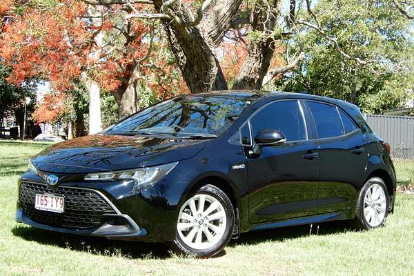 2023 Toyota Corolla SX Hybrid ZWE219R