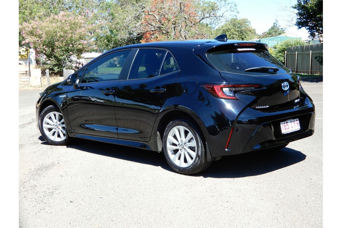 2023 Toyota Corolla SX Hybrid ZWE219R