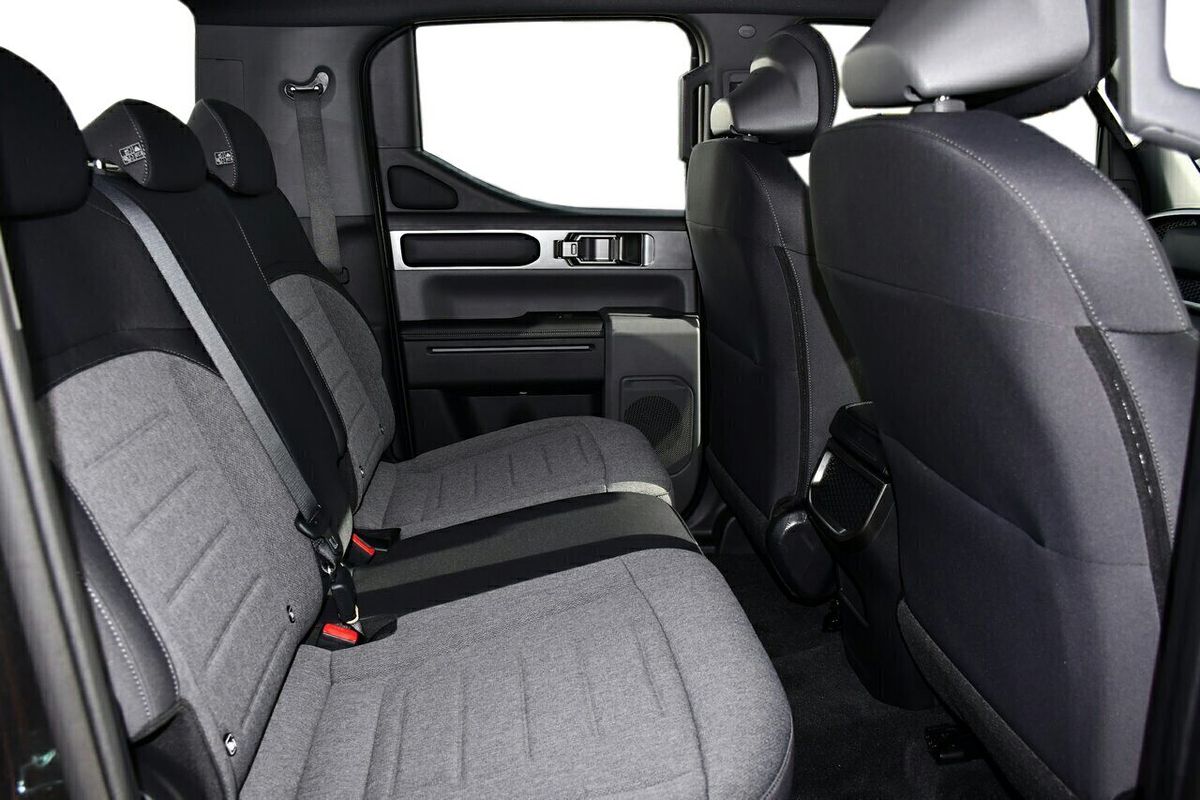 2025 Kia Tasman SX TK 4X4