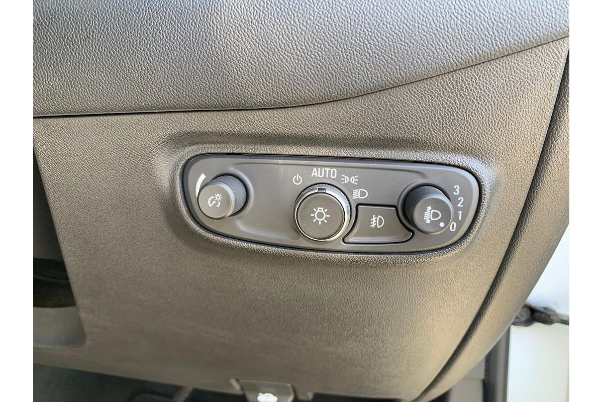 2020 Holden Equinox Black Edition EQ