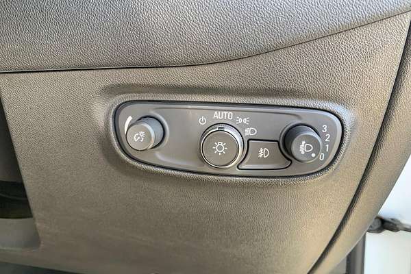 2020 Holden Equinox Black Edition EQ