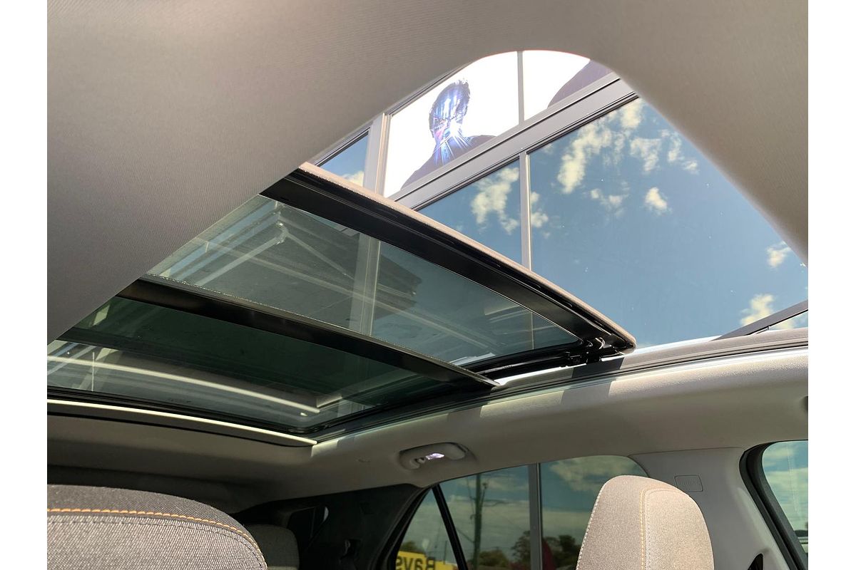 2020 Holden Equinox Black Edition EQ