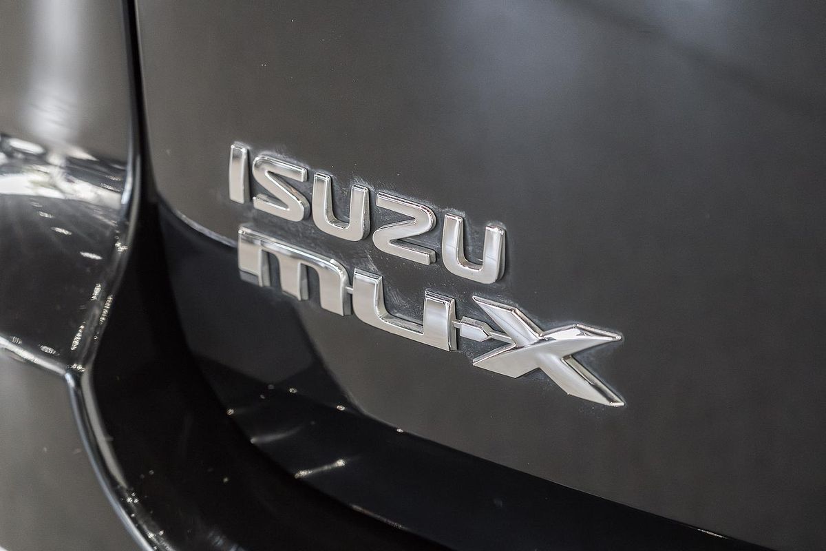 2019 Isuzu MU-X LS-T