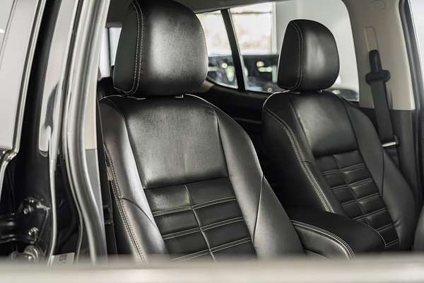 2019 Isuzu MU-X LS-T