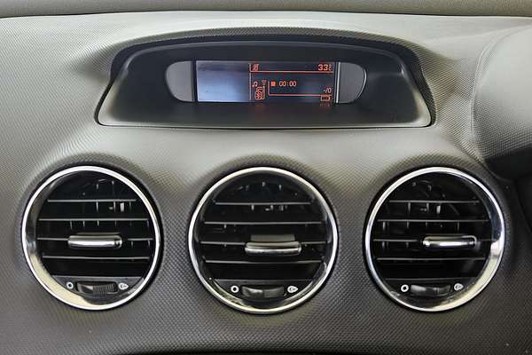 2013 Peugeot 308 CC Allure T7