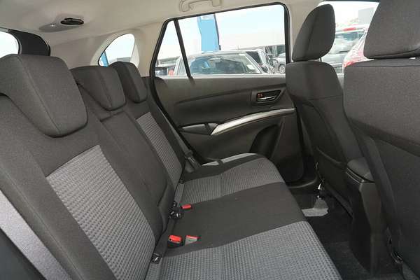 2024 Suzuki S-Cross JYB