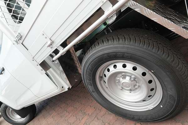 2025 Isuzu D-MAX SX High Ride Rear Wheel Drive