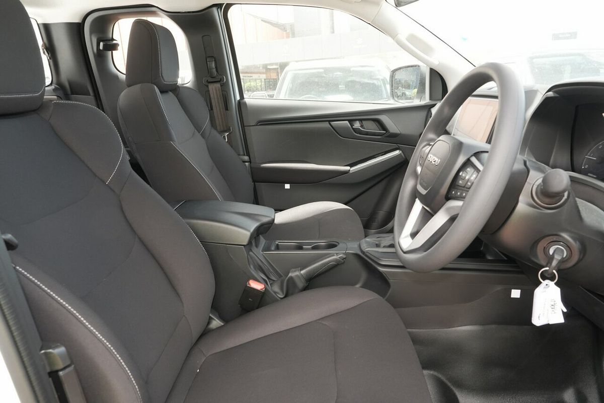 2025 Isuzu D-MAX SX High Ride Rear Wheel Drive
