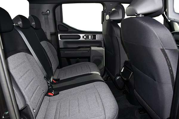 2025 Kia Tasman SX TK 4X4