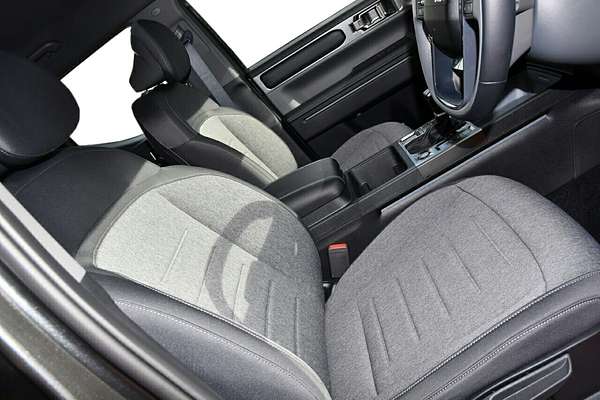 2025 Kia Tasman SX TK 4X4