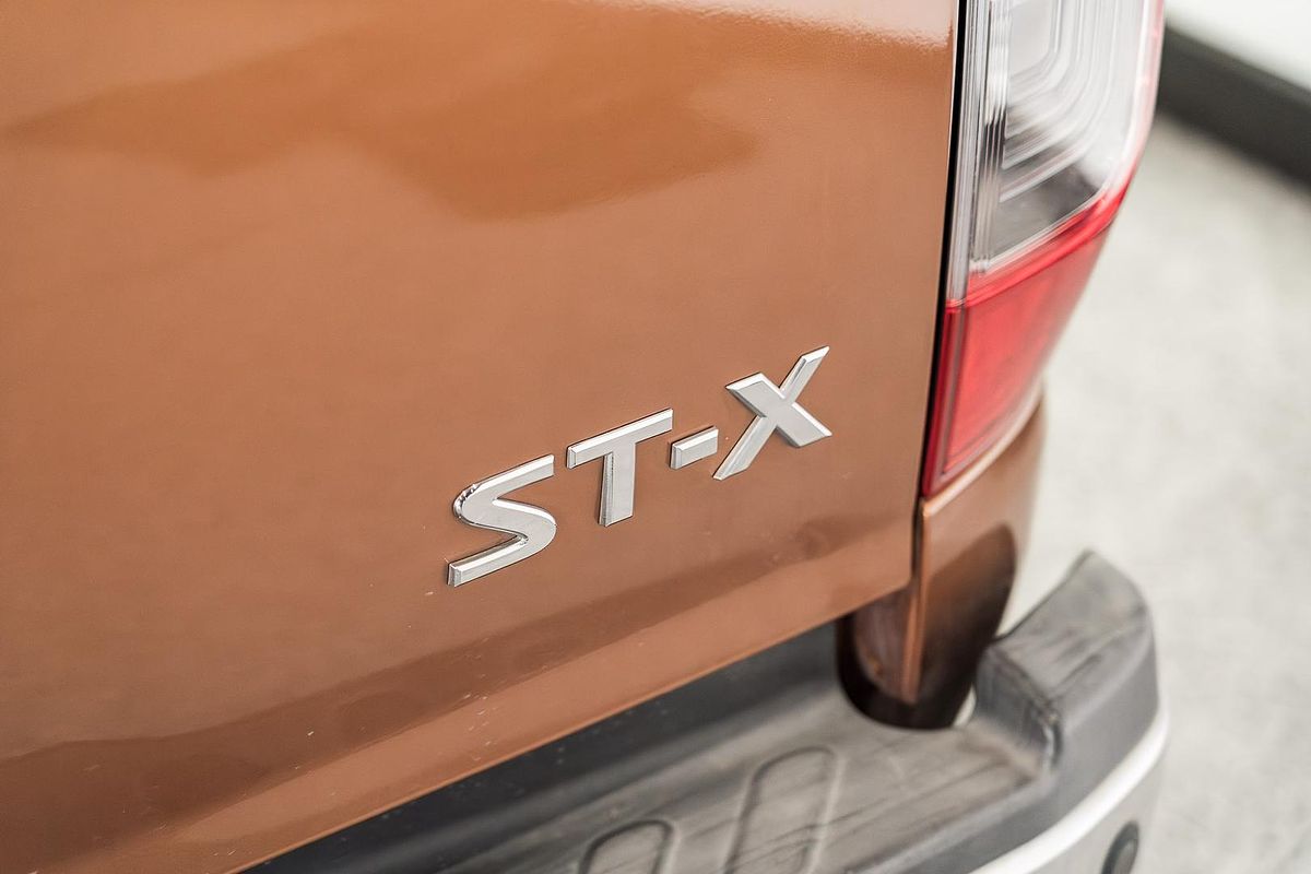 2016 Nissan Navara ST-X D23 4X4