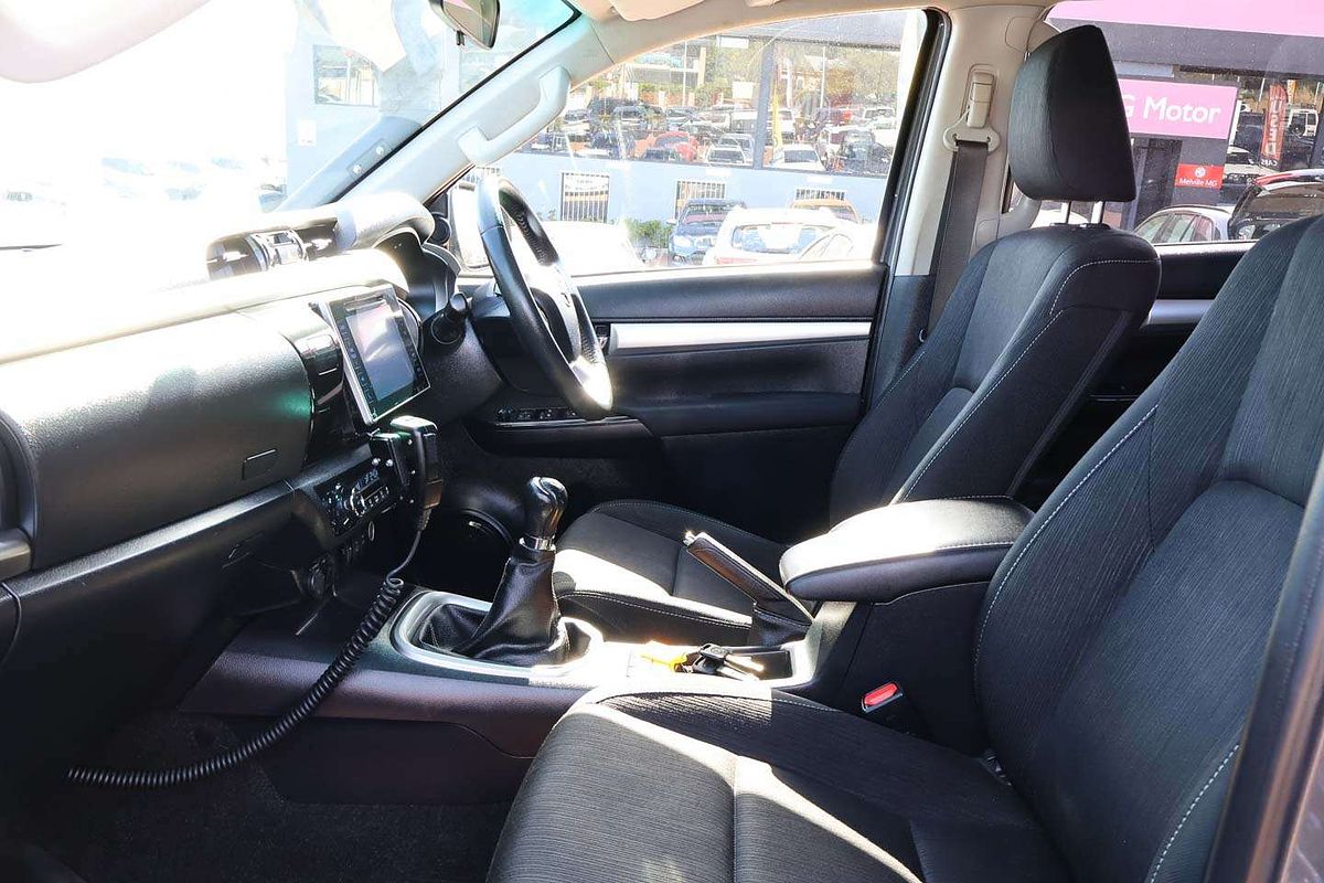 2019 Toyota Hilux SR5 GUN126R 4X4