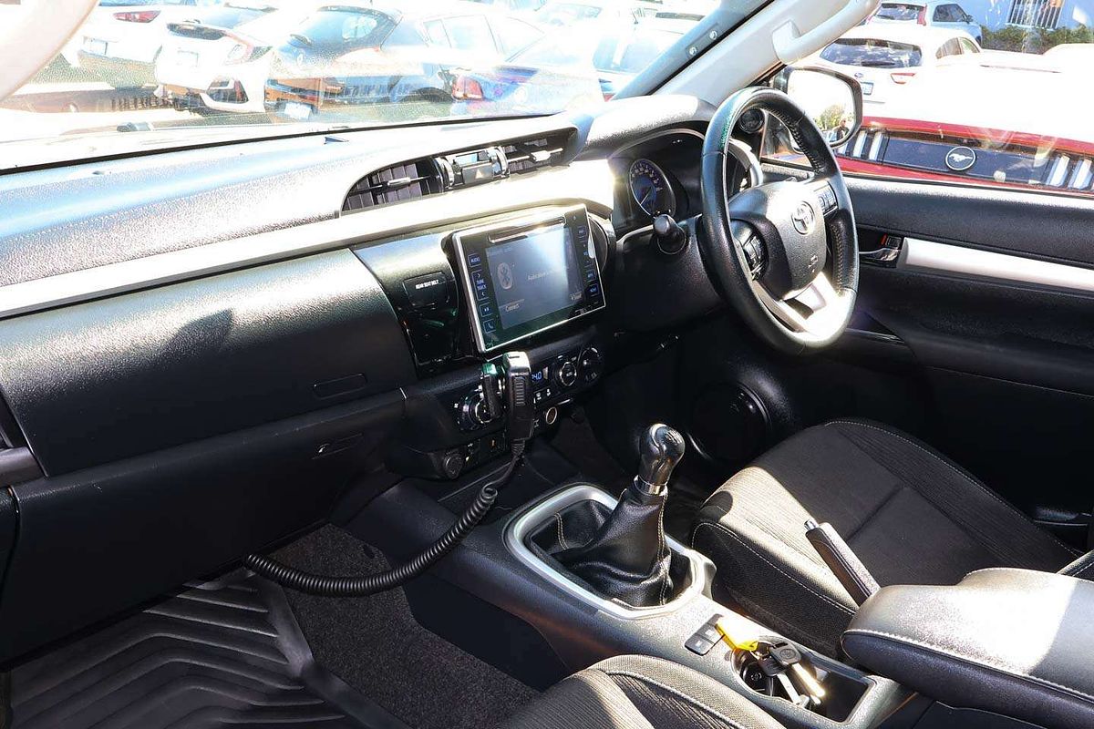 2019 Toyota Hilux SR5 GUN126R 4X4