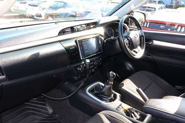 2019 Toyota Hilux SR5 GUN126R 4X4